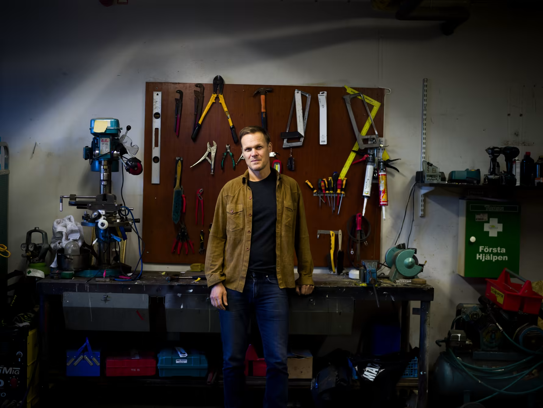 inventor_guy.avif.png